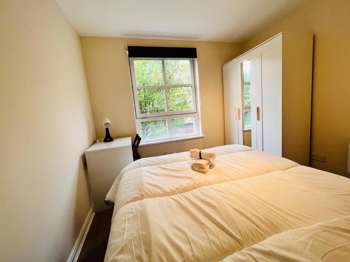 Peaceful 2 Bedroom Flat With Free Parking EDI Exterior photo